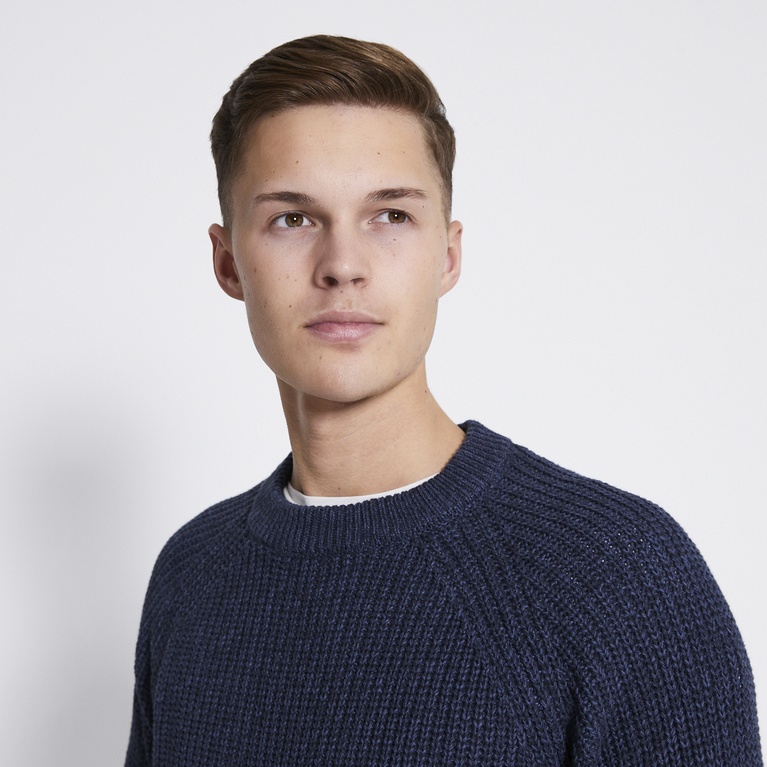 Ribbestrikket genser "Rob Twisted"
